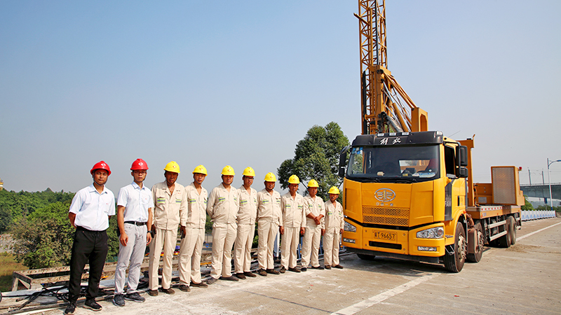 爲什(shén)麽碳纖維布被認爲橋梁加固的理(lǐ)想材料